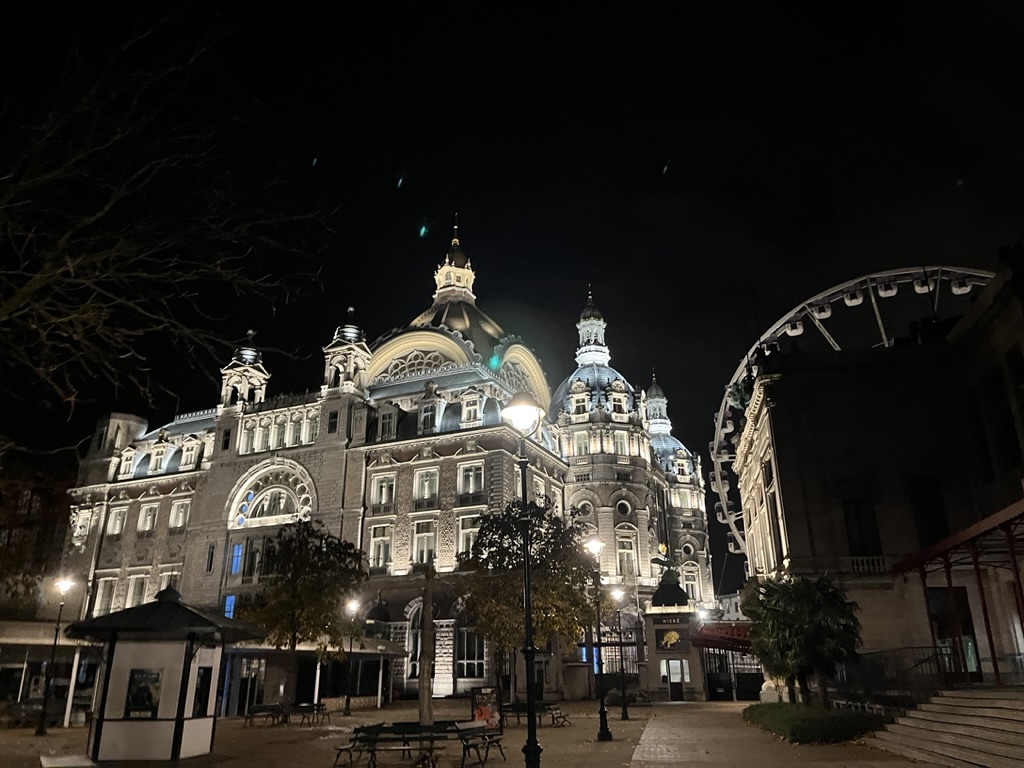 Nighttime photograph of the exterior of Marble Hall in Antwerp, Belgium, the site of a dinner at one of this year's FileMaker conferences.